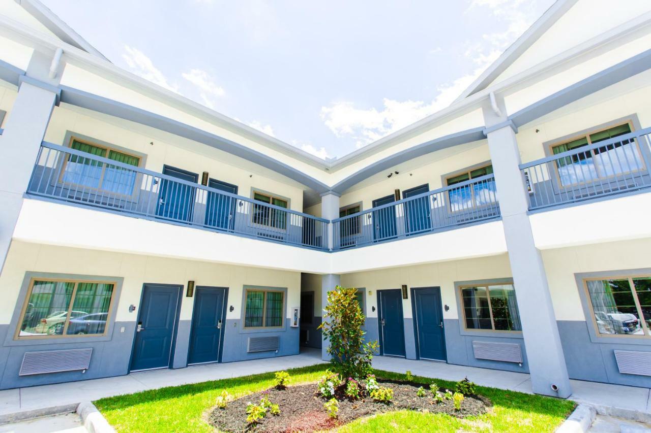 Palace Inn- Louetta Hotel Spring