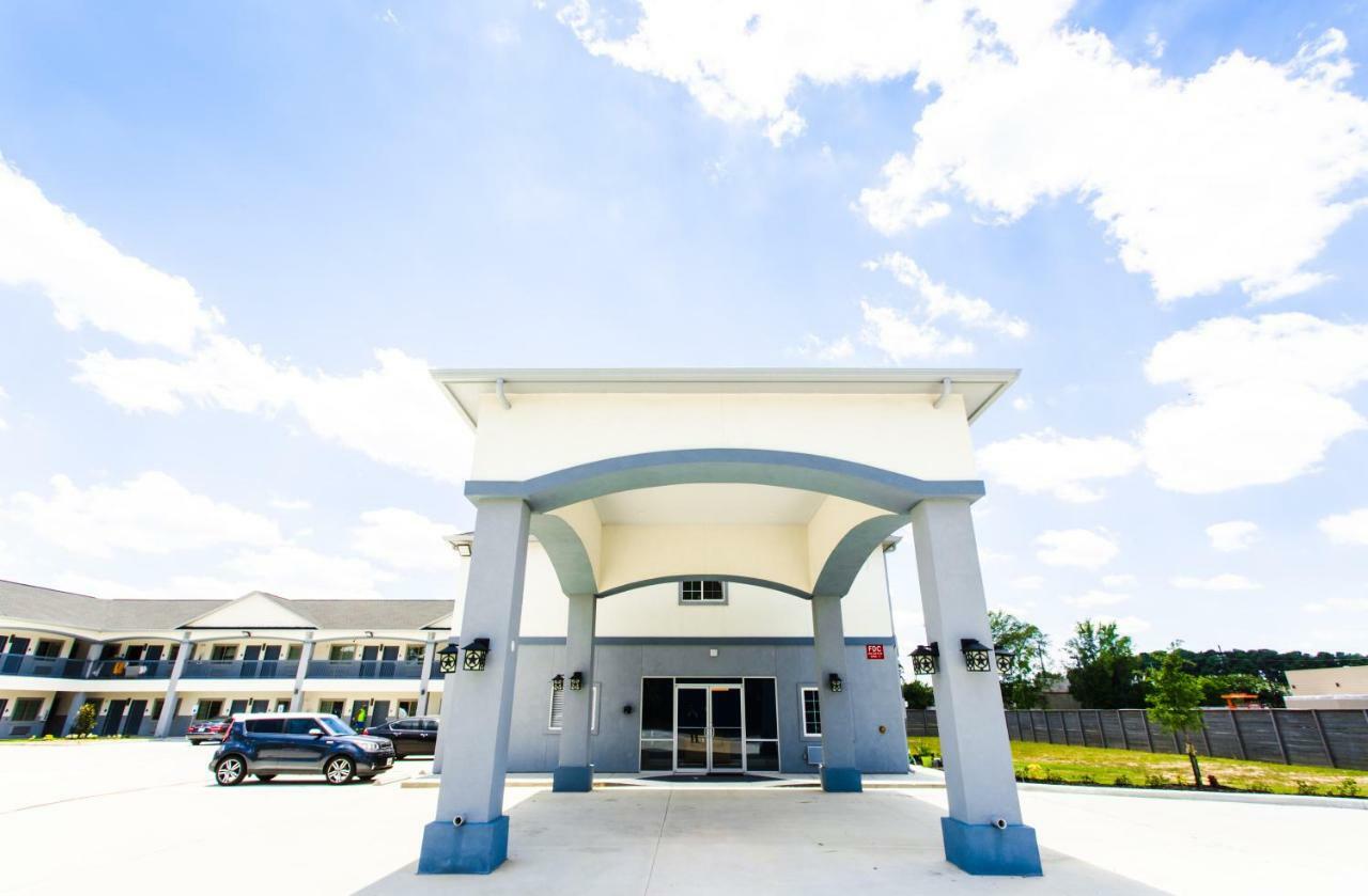 Palace Inn- Louetta Hotel