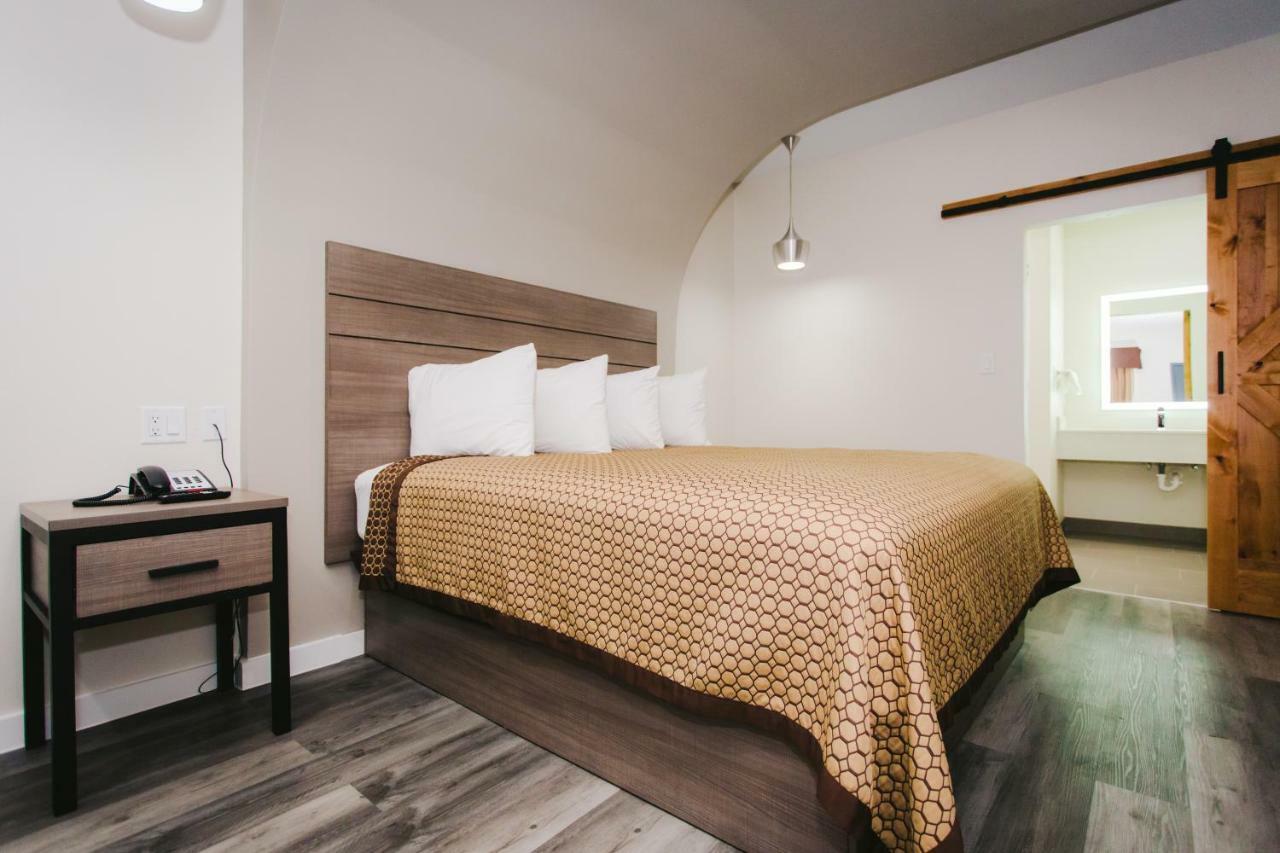 Palace Inn- Louetta Hotel 2*